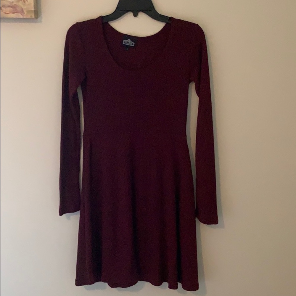Long sleeve maroon dress